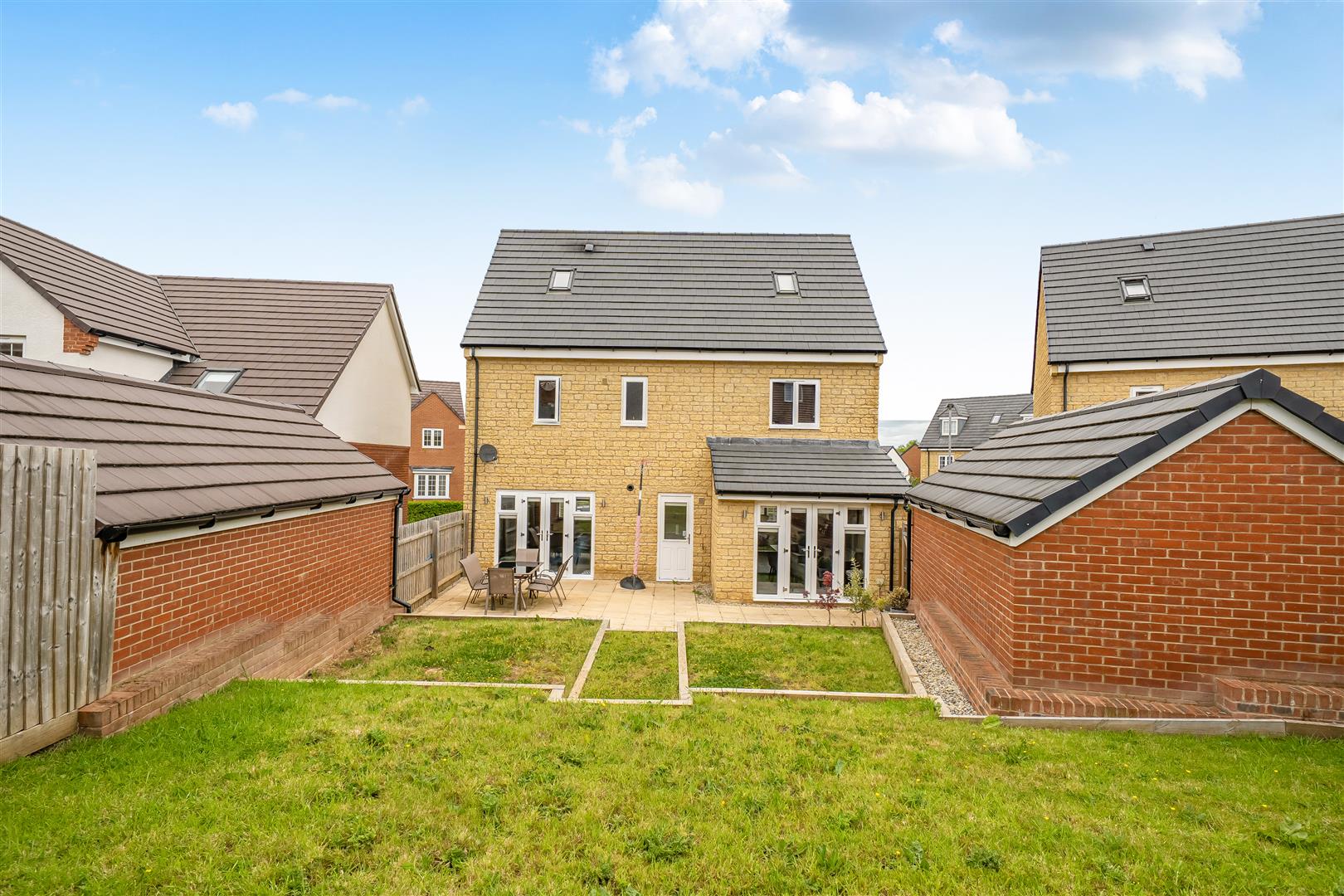 Wheatfield Avenue, Chippenham